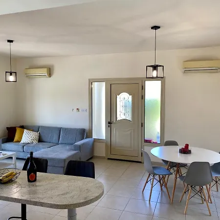 Вилла Stamati Real Estate Пафос